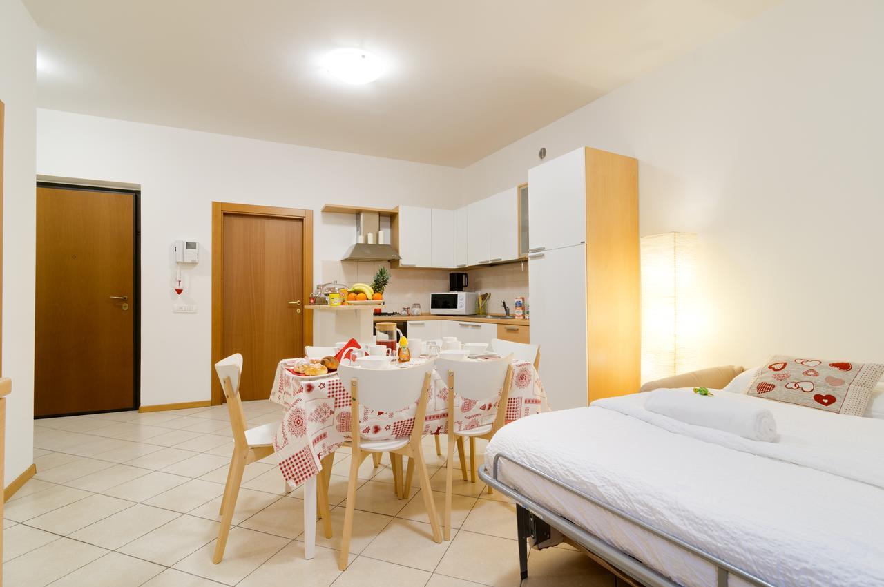 B&B&Apartments Al Duomo Trento Eksteriør billede